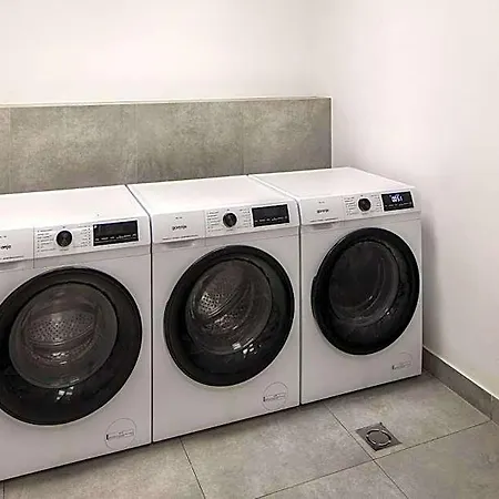 Iron Street By A11 Sauna Apartmanhotel 4*