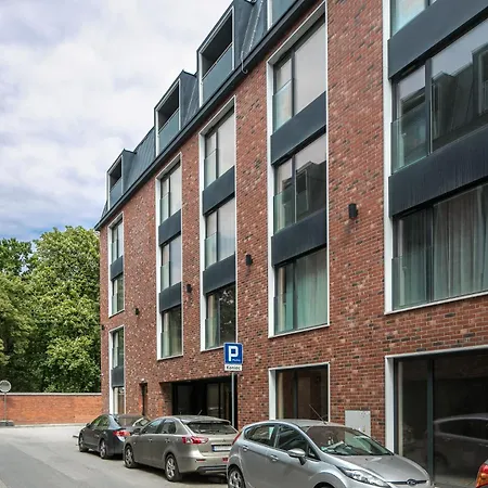 Iron Street By A11 Sauna Aparthotel 4*