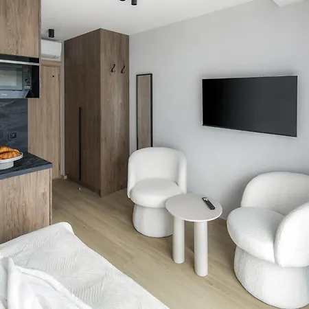 Iron Street By A11 Sauna Aparthotel Krakau